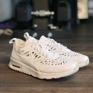 Nike Air Max Theas - White